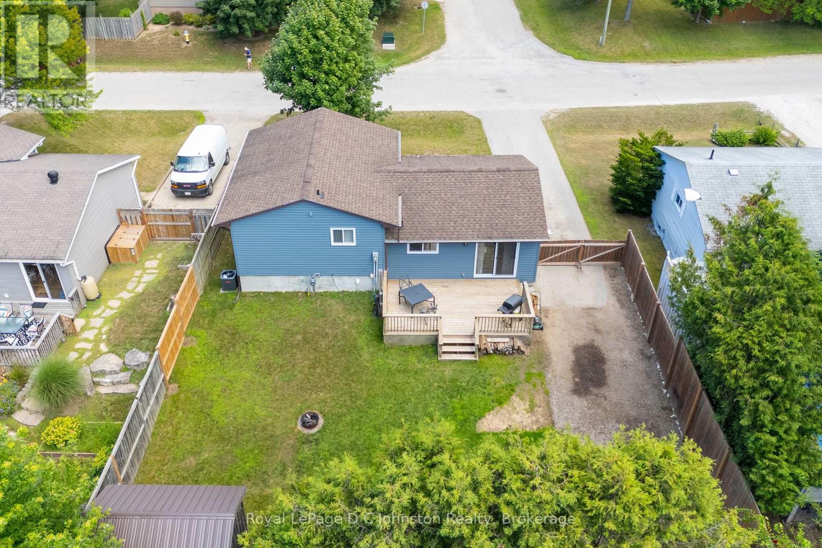 372 Provincial Street, Saugeen Shores, Ontario N0H 2C1 - Photo 5 - X12940472