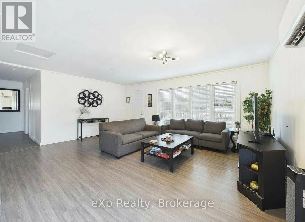 2 Birch Street, South Bruce Peninsula, Ontario N0H 2G0 - Photo 9 - X12943634