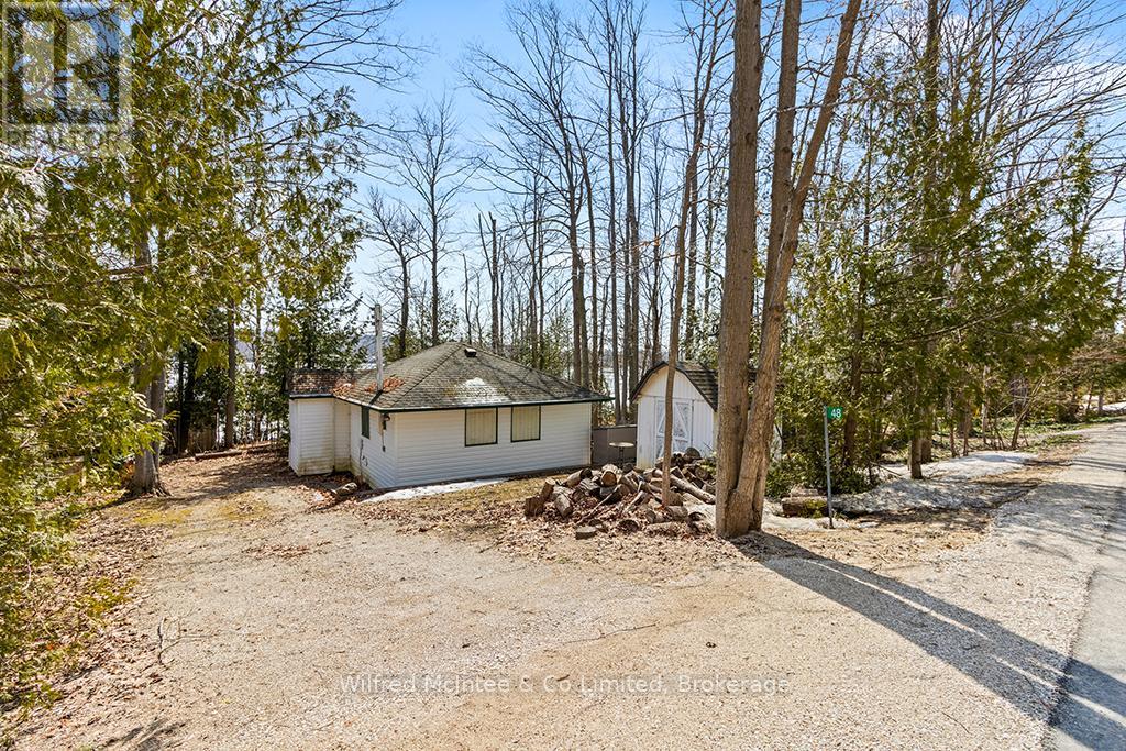 48 Maple Drive, South Bruce Peninsula, Ontario N0H 1A0 - Photo 3 - X12947894