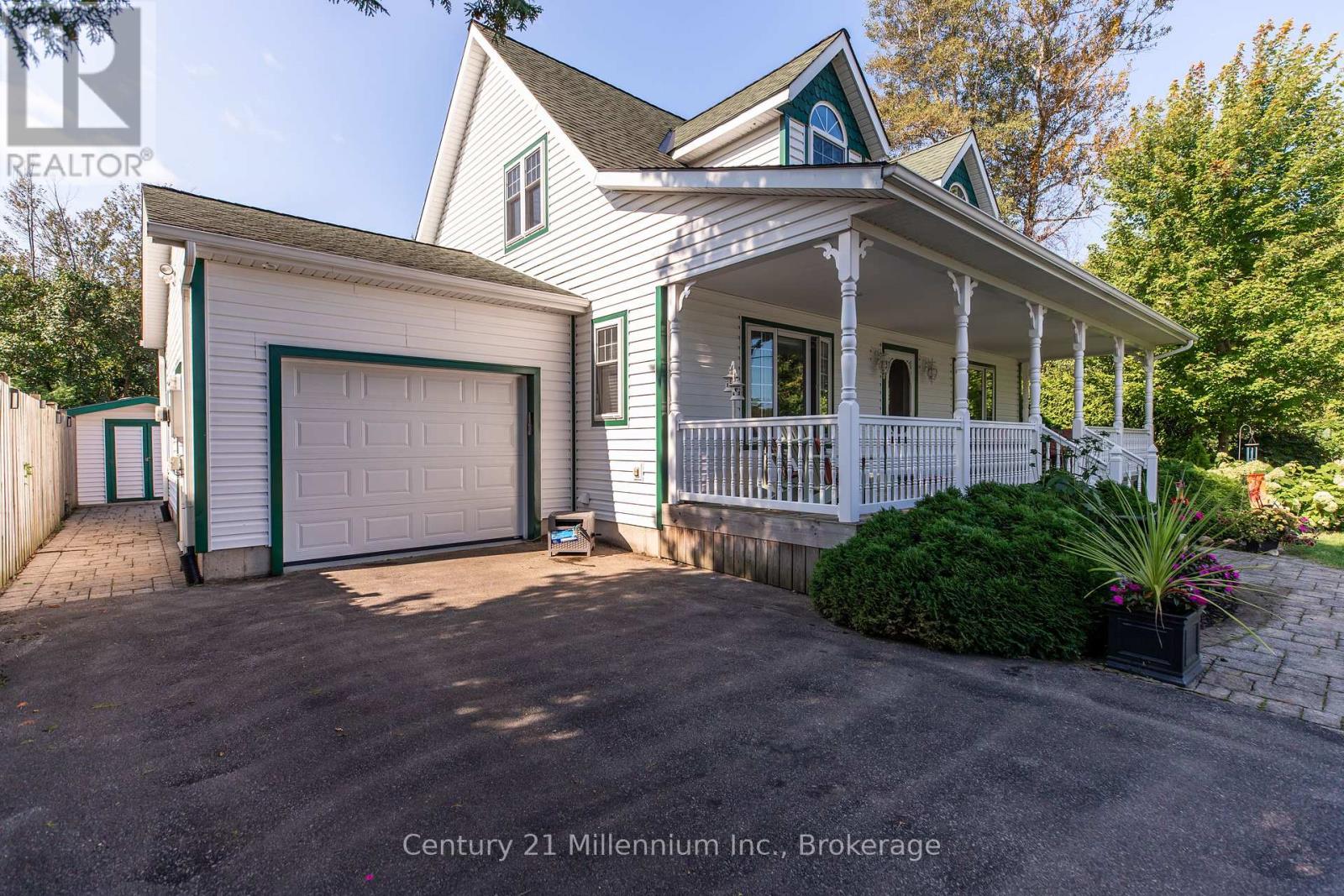 171 Island Street, Saugeen Shores, Ontario N0H 2L0 - Photo 5 - X12950848