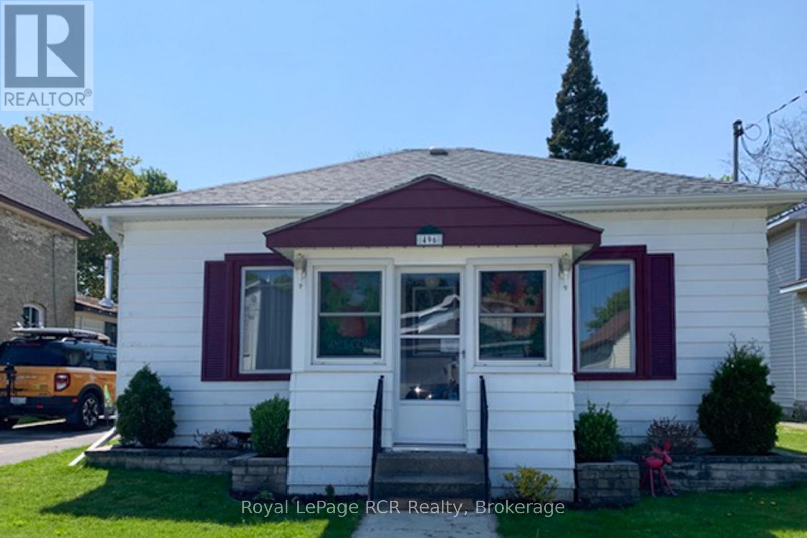 496 Brown Street N, South Bruce Peninsula, Ontario N0H 2T0 - Photo 3 - X12952242