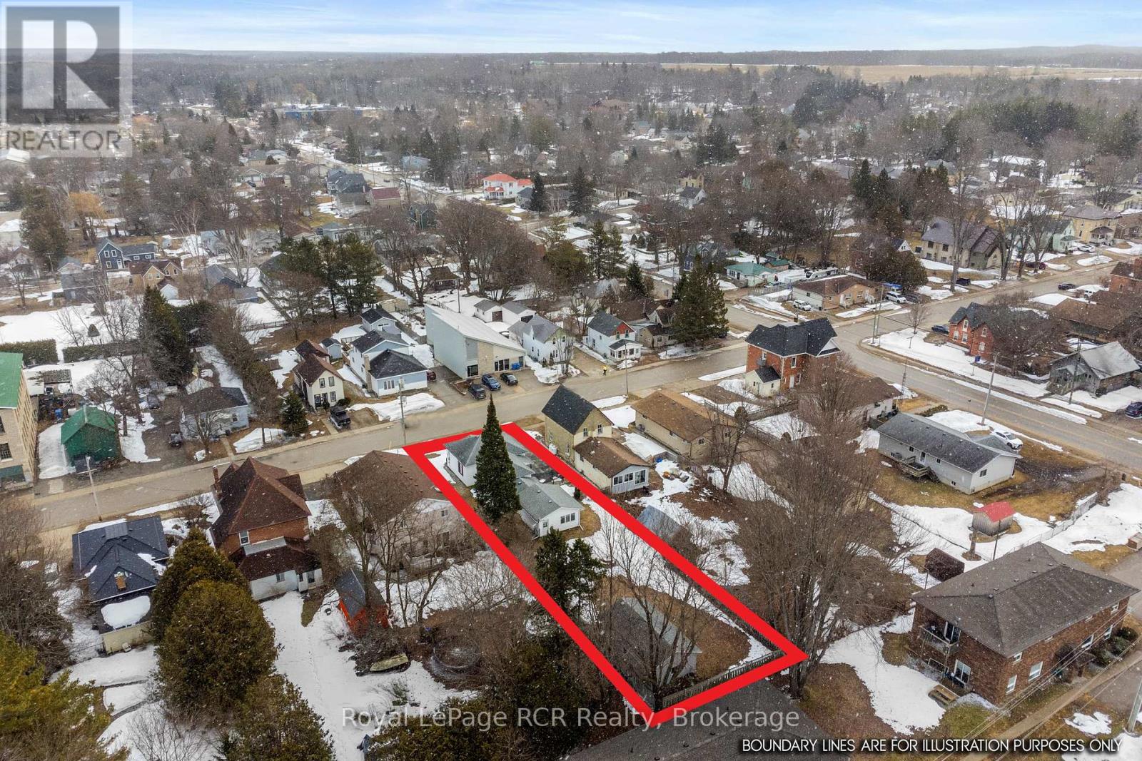 496 Brown Street N, South Bruce Peninsula, Ontario N0H 2T0 - Photo 4 - X12952242