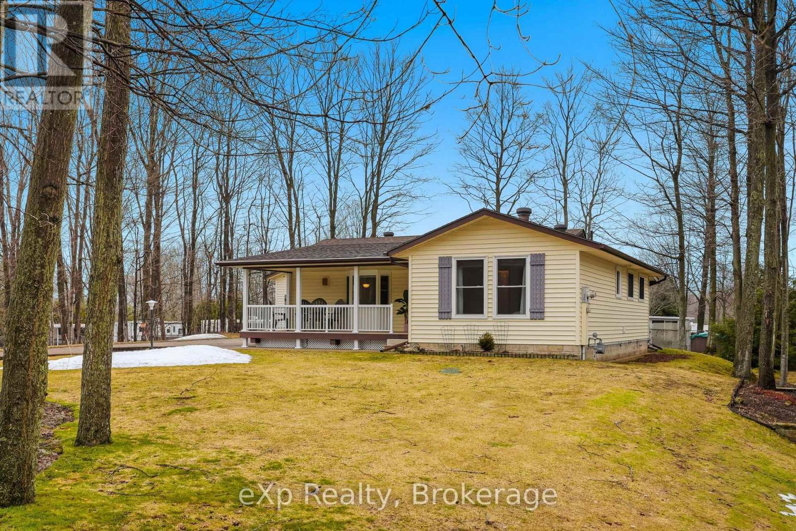 75 Lakeland Drive, South Bruce Peninsula, Ontario N0H 2G0 - Photo 2 - X12959112