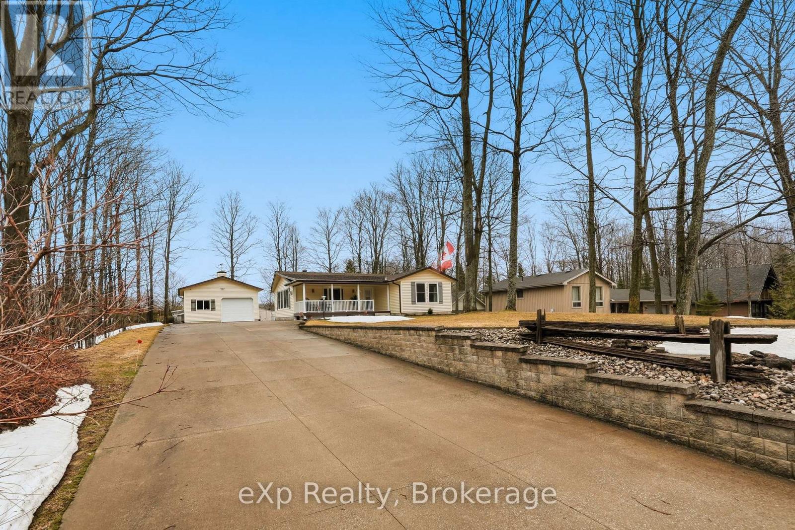 75 Lakeland Drive, South Bruce Peninsula, Ontario N0H 2G0 - Photo 6 - X12959112