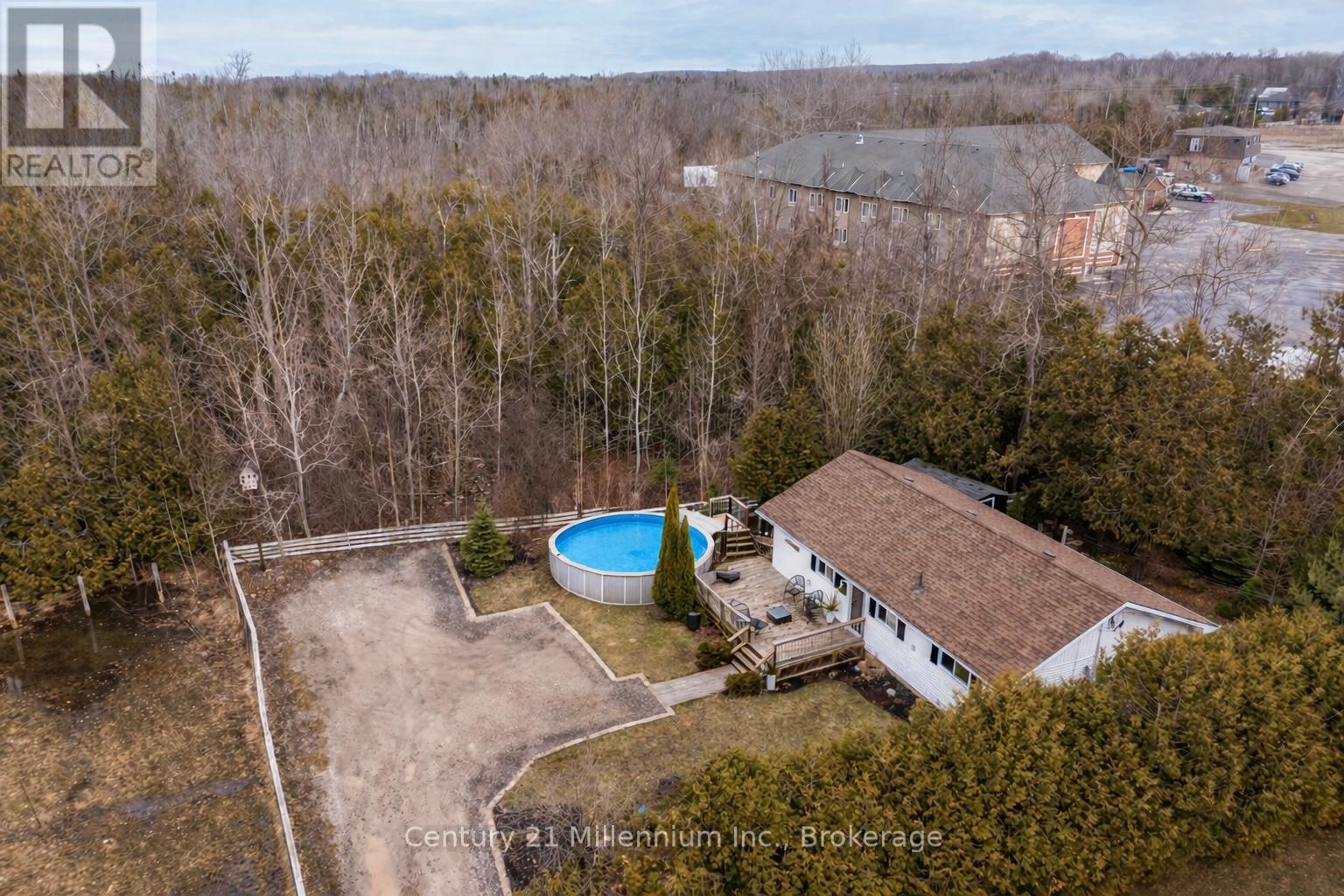 100 South Rankin Street, Saugeen Shores, Ontario N0H 2L0 - Photo 4 - X12959984