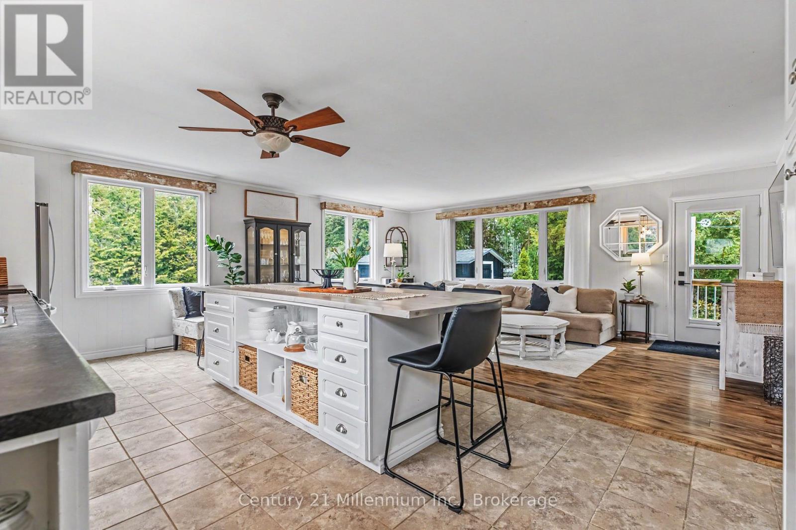 100 South Rankin Street, Saugeen Shores, Ontario N0H 2L0 - Photo 7 - X12959984