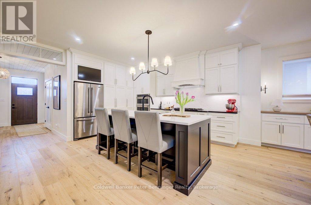 9 Marshall Place, Saugeen Shores, Ontario N0H 2L0 - Photo 5 - X12960270