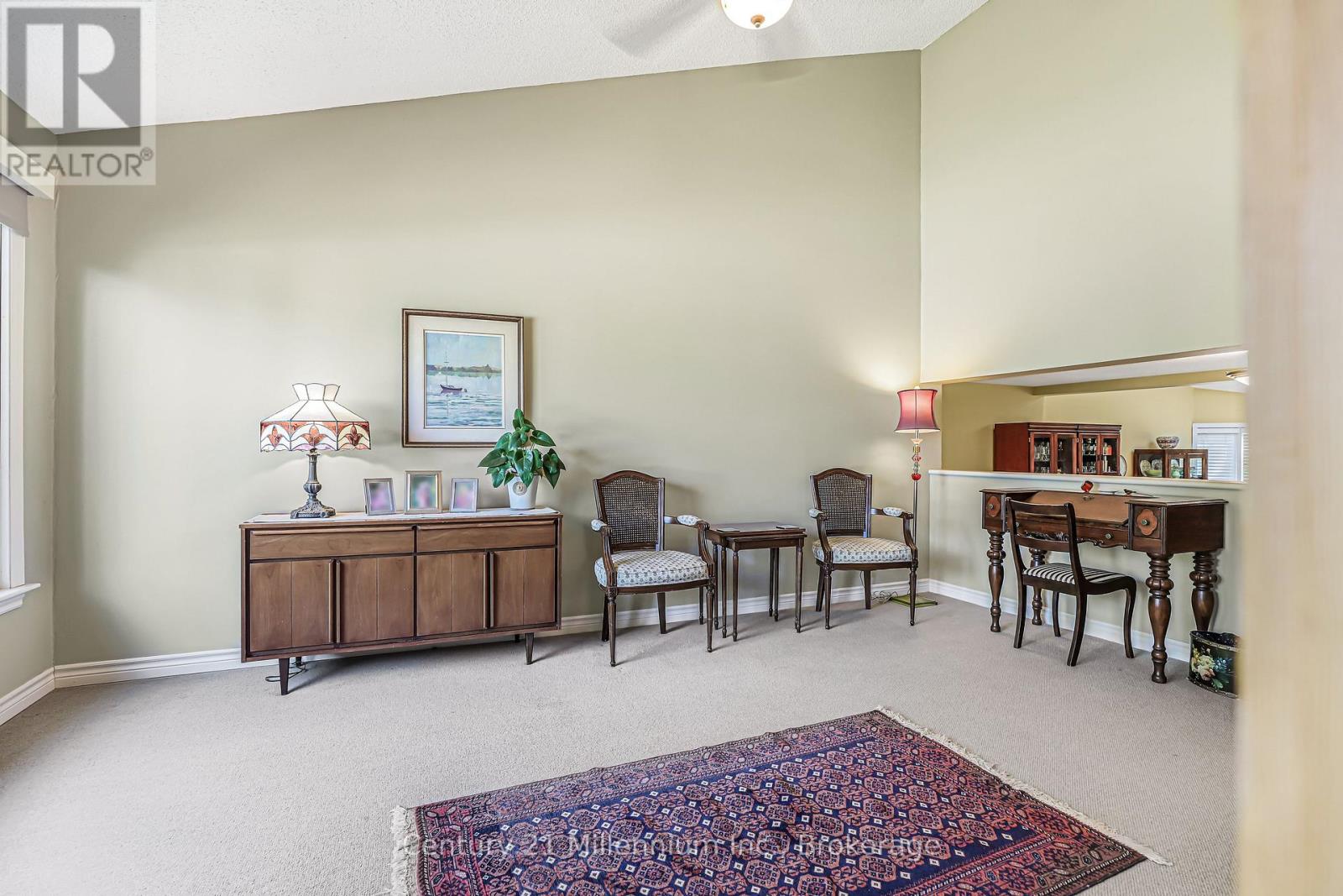 294 Albert Street S, Saugeen Shores, Ontario N0H 2L0 - Photo 6 - X12961550