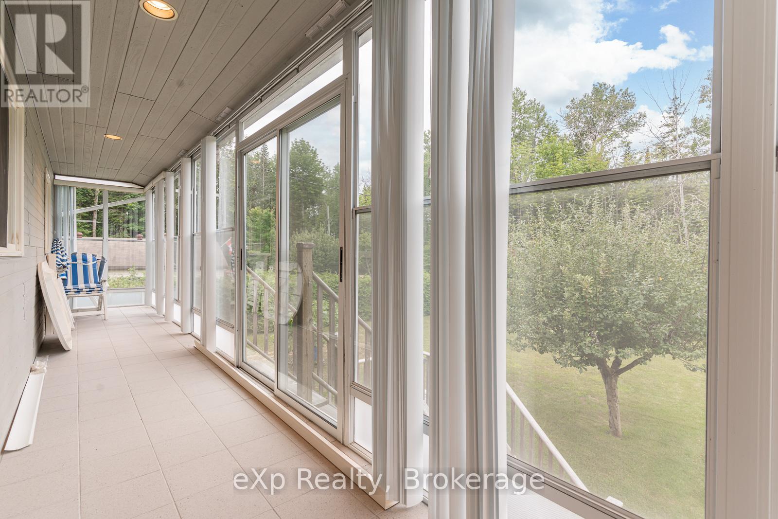 27 Bell Drive, Northern Bruce Peninsula, Ontario N0H 2T0 - Photo 6 - X12962118