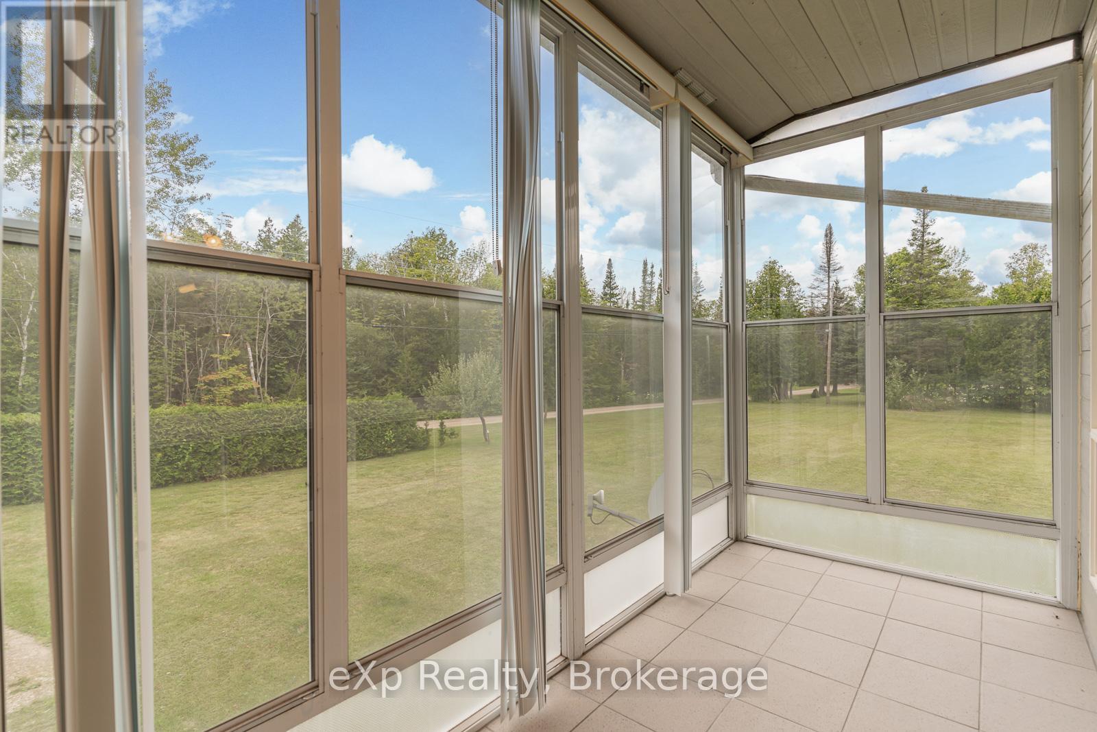 27 Bell Drive, Northern Bruce Peninsula, Ontario N0H 2T0 - Photo 7 - X12962118