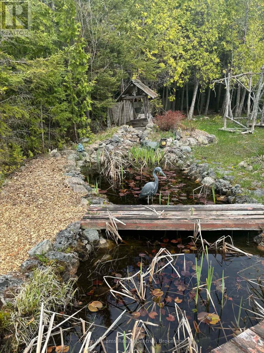 668 Pike Bay Road, Northern Bruce Peninsula, Ontario N0H 2T0 - Photo 5 - X12967684