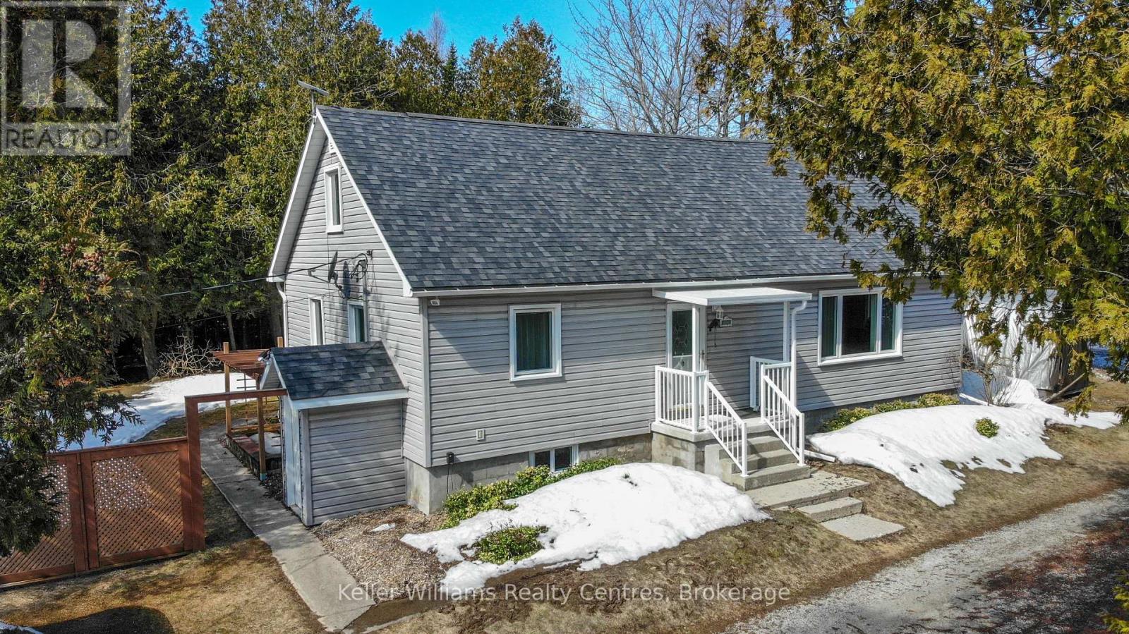 668 Pike Bay Road, Northern Bruce Peninsula, Ontario N0H 2T0 - Photo 6 - X12967684