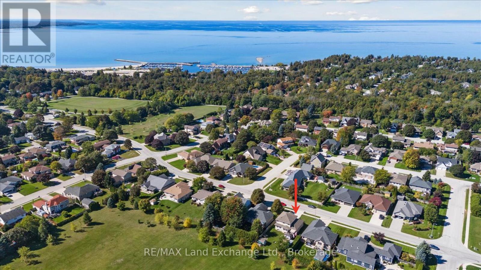 903 Highland Street, Saugeen Shores, Ontario N0H 2C2 - Photo 2 - X12977906