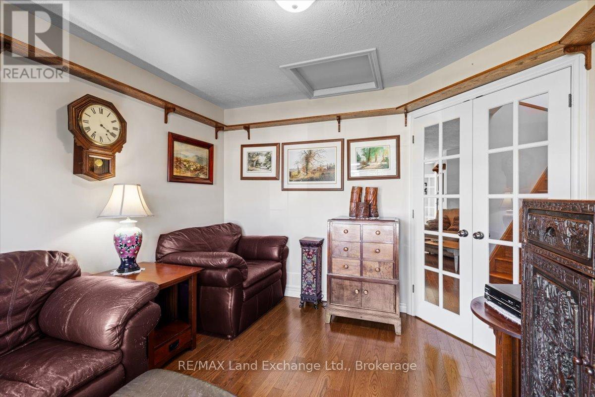 903 Highland Street, Saugeen Shores, Ontario N0H 2C2 - Photo 6 - X12977906