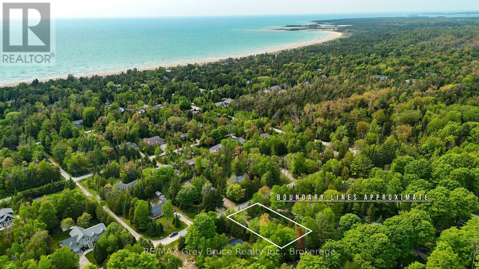 425 DUFFERIN AVENUE, South Bruce Peninsula, Ontario