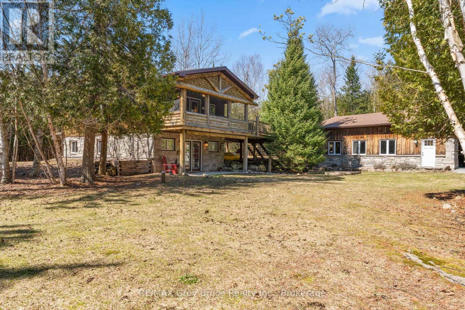 1535 15 Side Road, South Bruce Peninsula, Ontario N0H 2T0 - Photo 2 - X12989398
