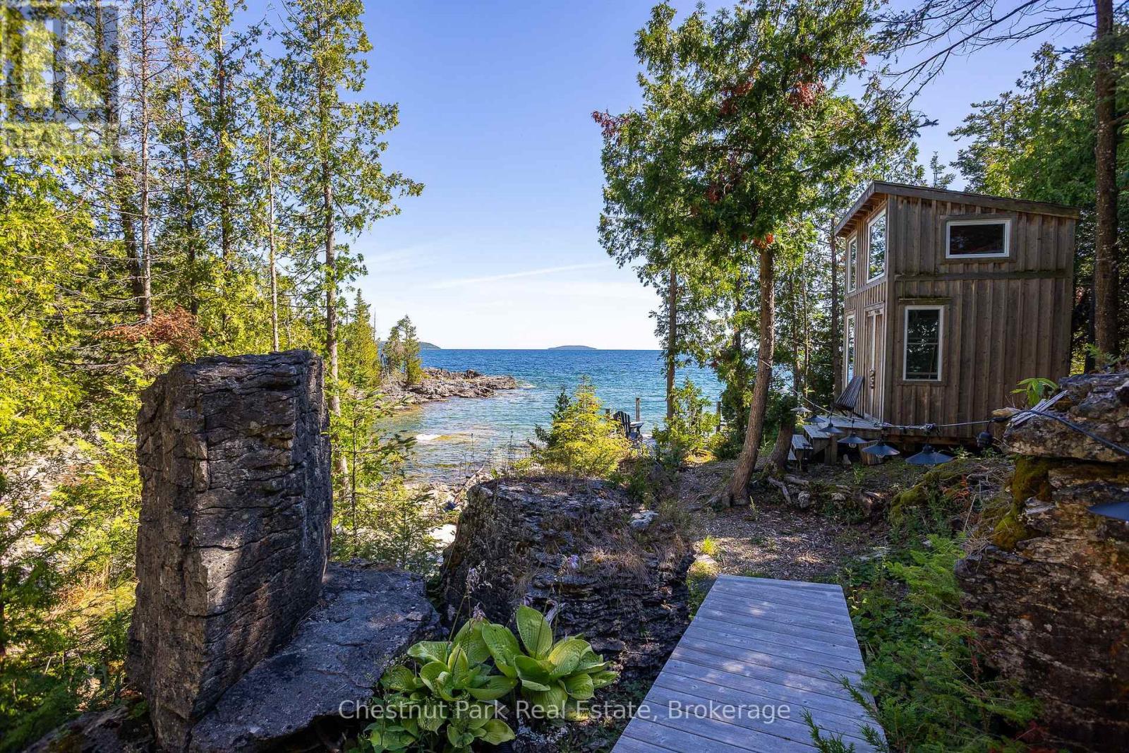 67 Grant Watson Drive, Northern Bruce Peninsula, Ontario N0H 2R0 - Photo 7 - X12995478