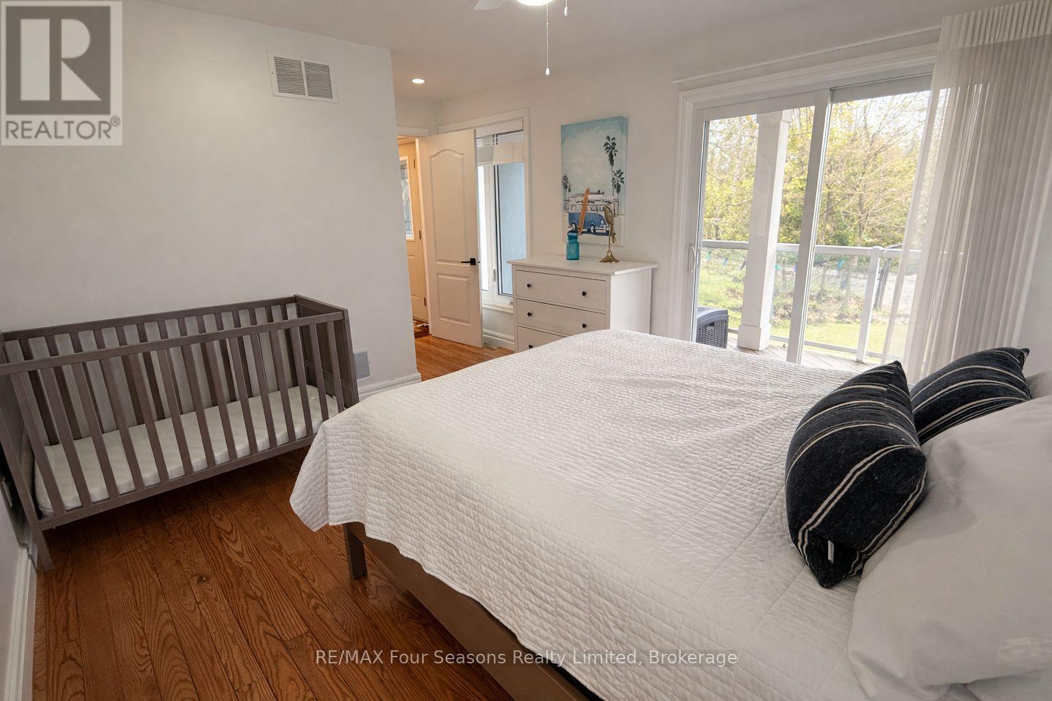 37 Silver Lake Crescent, South Bruce Peninsula, Ontario N0H 2G0 - Photo 8 - X13001200