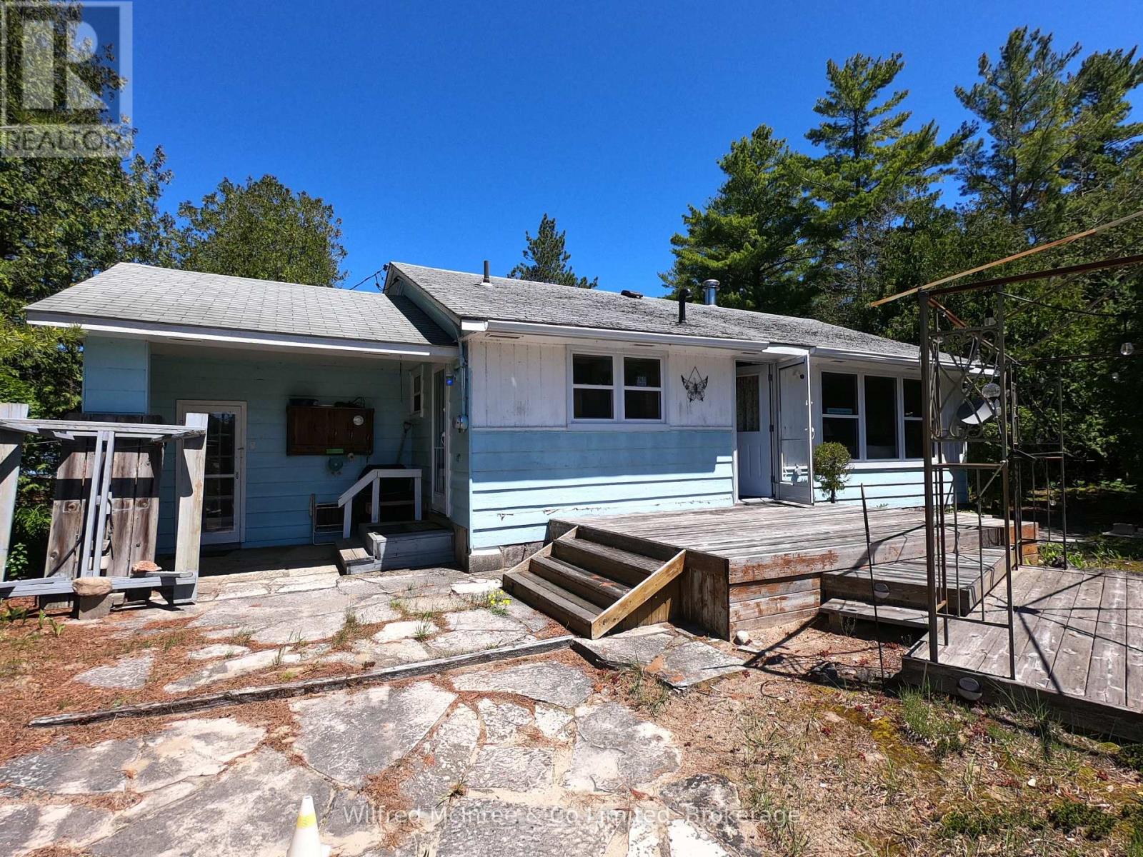 47 Sog Je Wa Sa Drive, Native Leased Lands, Ontario N0H 2G0 - Photo 2 - X13015540