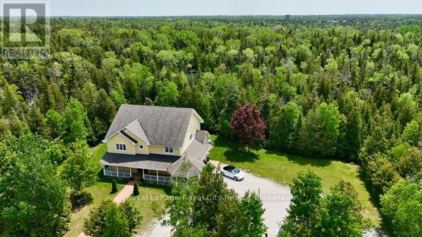 13 Elgin Street, Northern Bruce Peninsula, Ontario N0H 2R0 - Photo 1 - X13019136