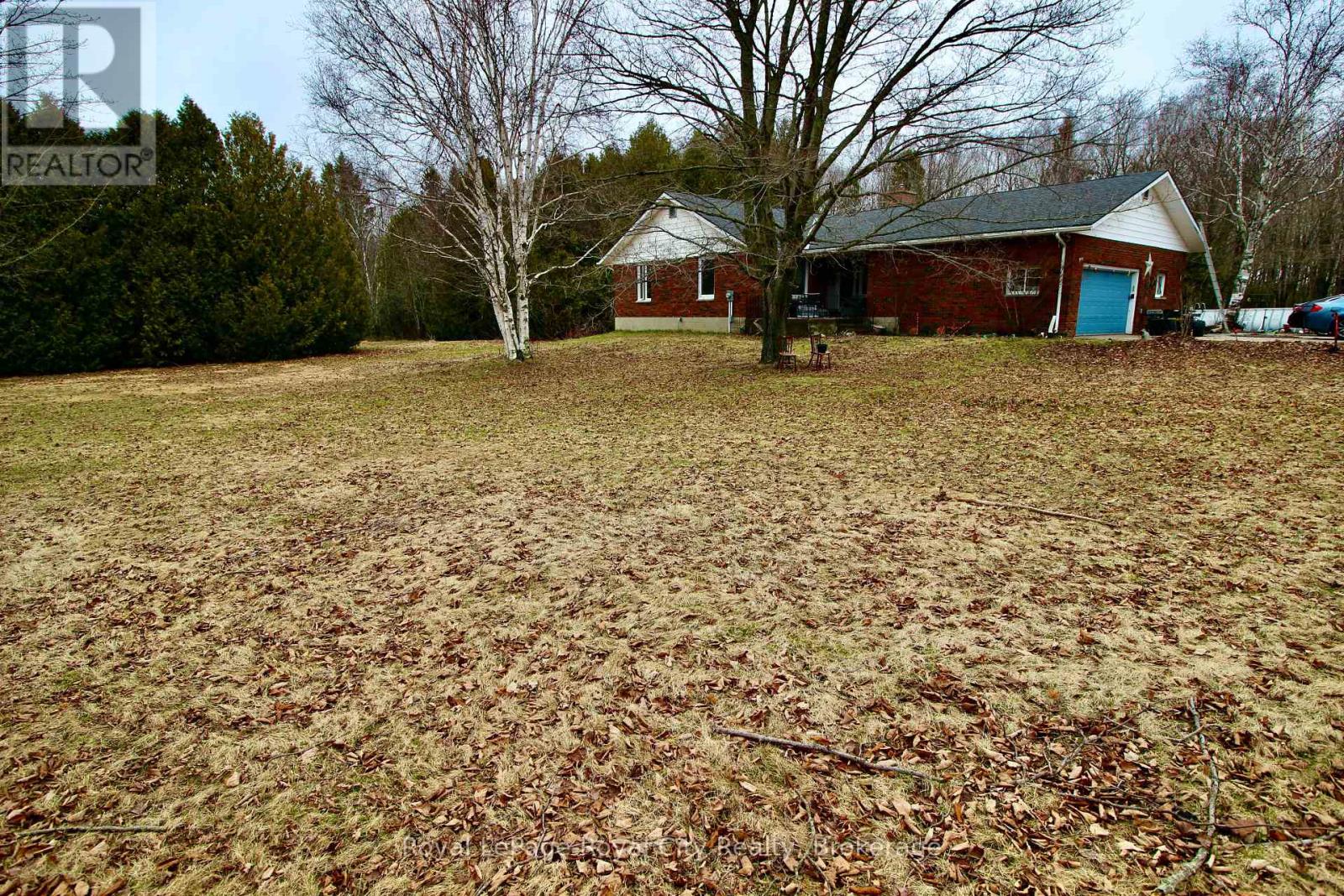 192 Mcarthur Road, Northern Bruce Peninsula, Ontario N0H 2R0 - Photo 1 - X13020388