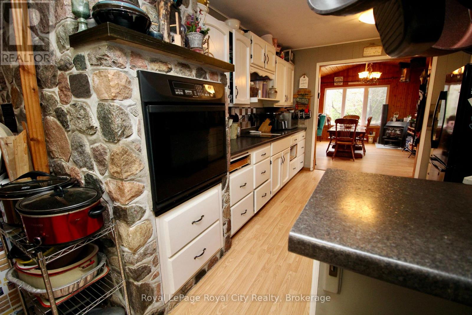 192 Mcarthur Road, Northern Bruce Peninsula, Ontario N0H 2R0 - Photo 2 - X13020388