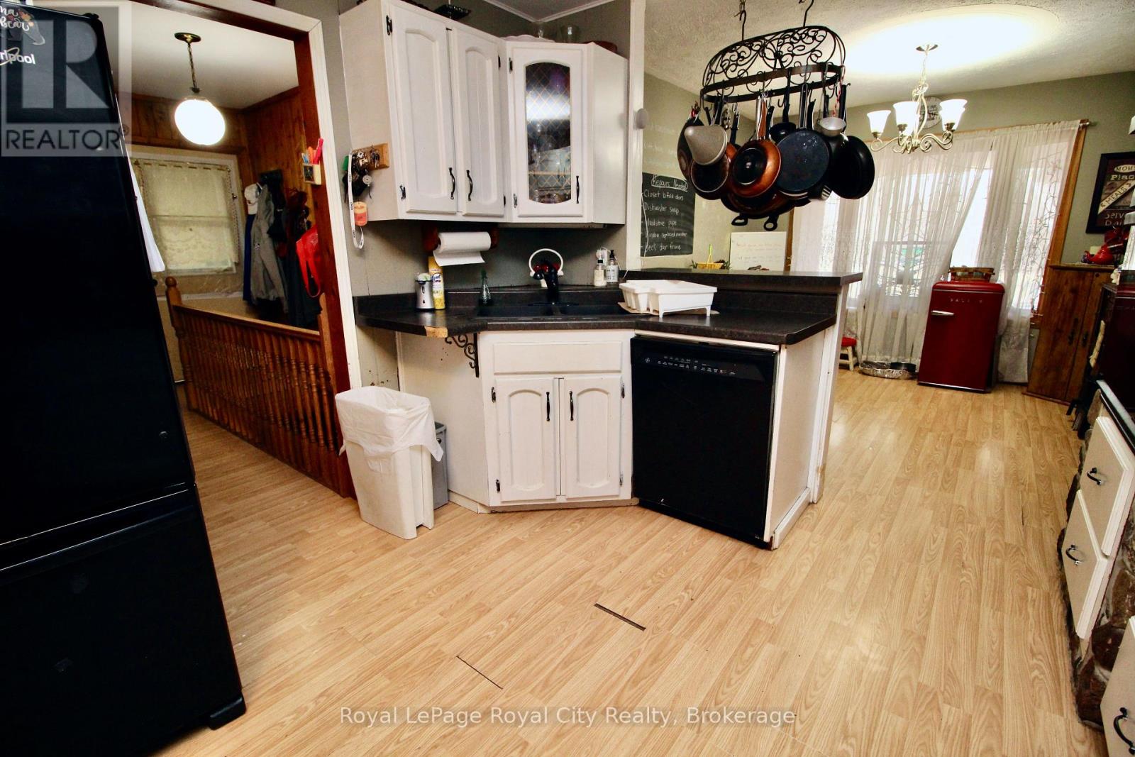 192 Mcarthur Road, Northern Bruce Peninsula, Ontario N0H 2R0 - Photo 4 - X13020388