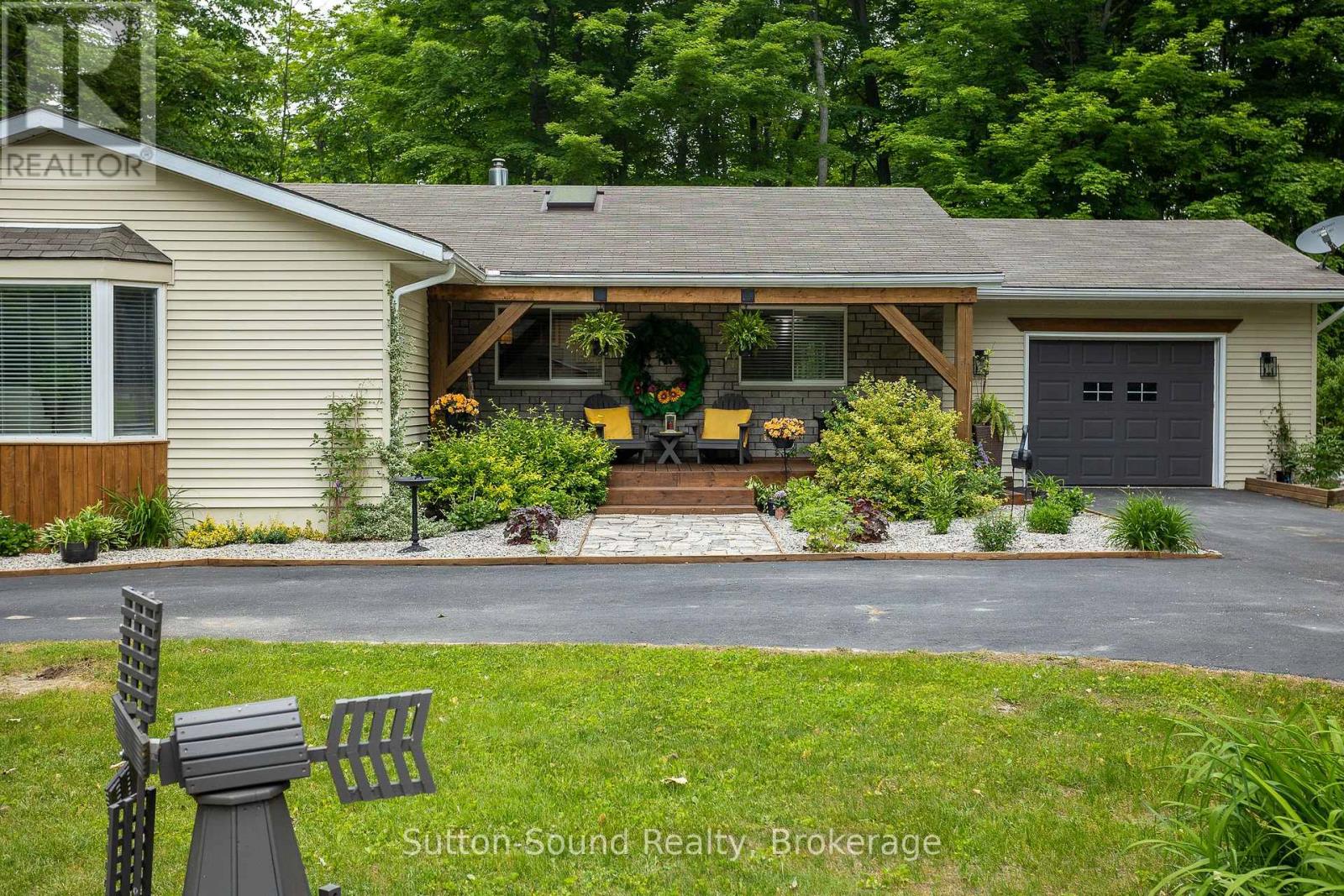 7 Sandy Pines Trail, South Bruce Peninsula, Ontario N0H 2G0 - Photo 2 - X13021166