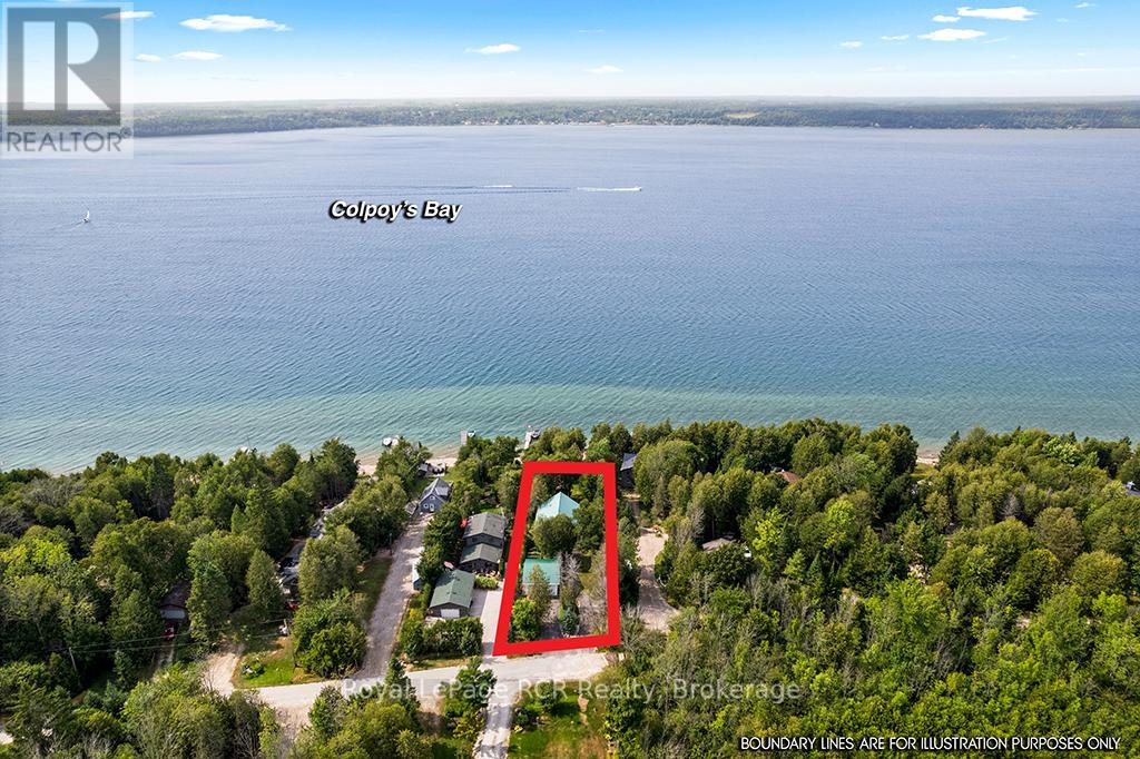 183 Lakeshore Road, Georgian Bluffs, Ontario N0H 2T0 - Photo 2 - X13033182