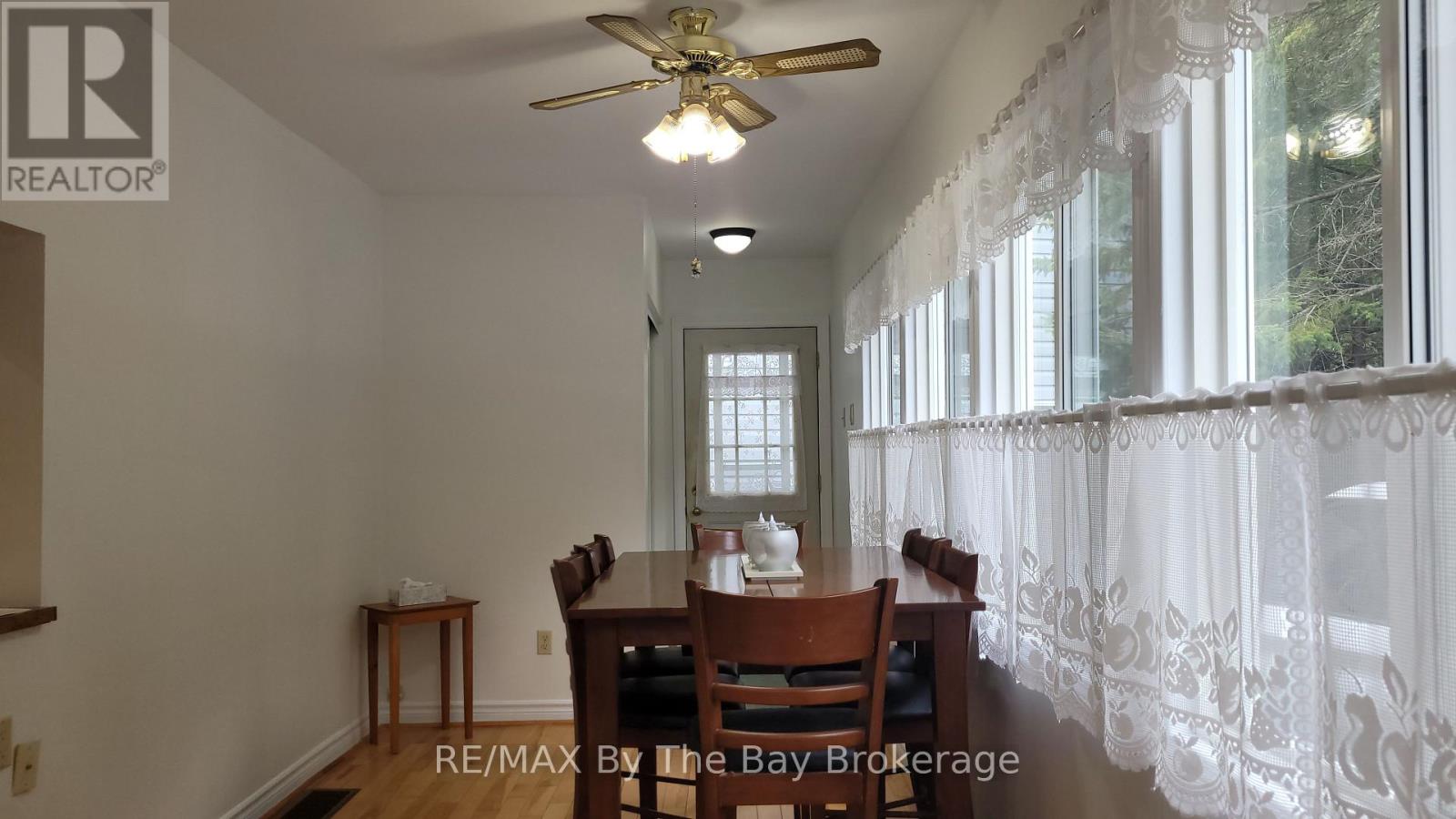 1120 King Edward Avenue, South Bruce Peninsula, Ontario N0H 2G0 - Photo 6 - X13051386