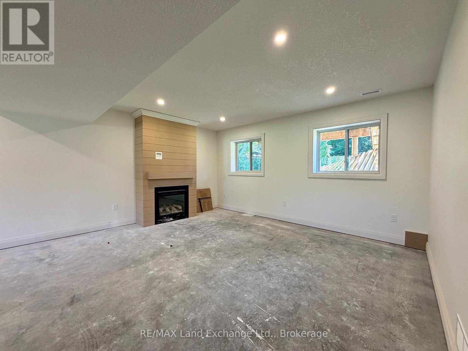 660 Devonshire Road, Saugeen Shores, Ontario N0H 2C3 - Photo 9 - X13060028
