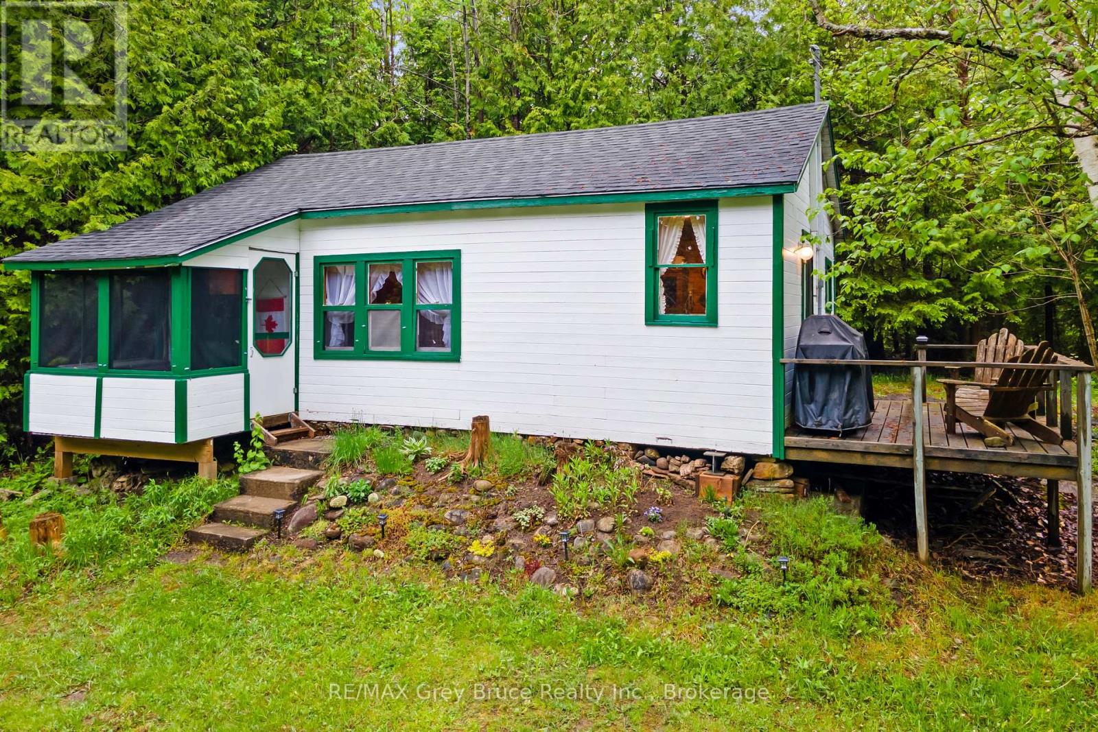 6726 Highway 6, Northern Bruce Peninsula, Ontario N0H 2R0 - Photo 1 - X13062212