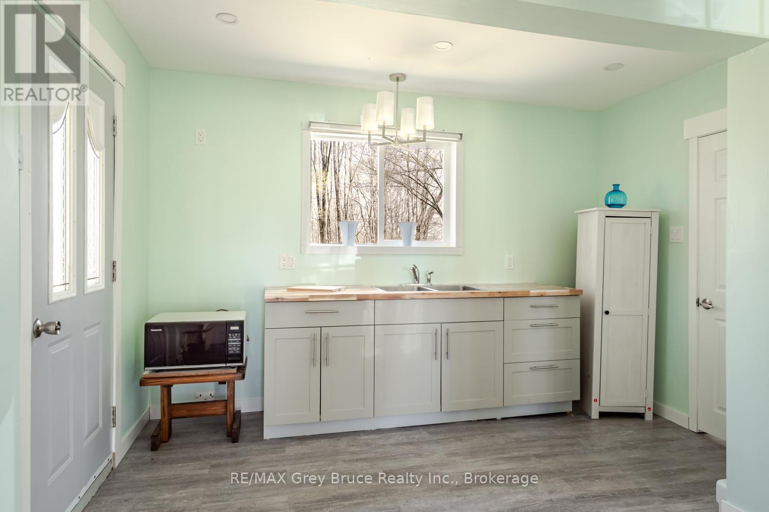 130 Crooked Hill Road, South Bruce Peninsula, Ontario N0H 1A0 - Photo 6 - X13074924