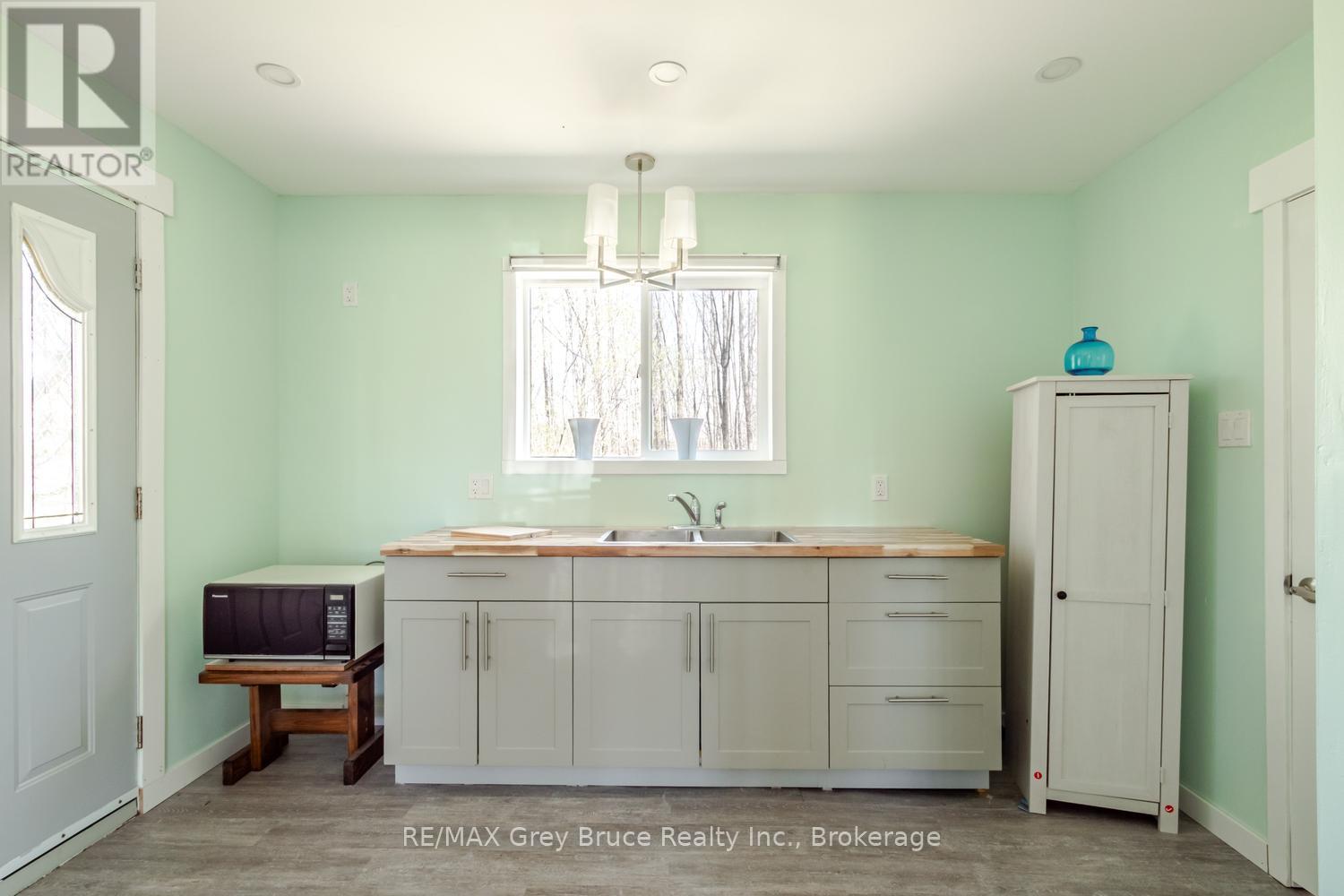 130 Crooked Hill Road, South Bruce Peninsula, Ontario N0H 1A0 - Photo 7 - X13074924
