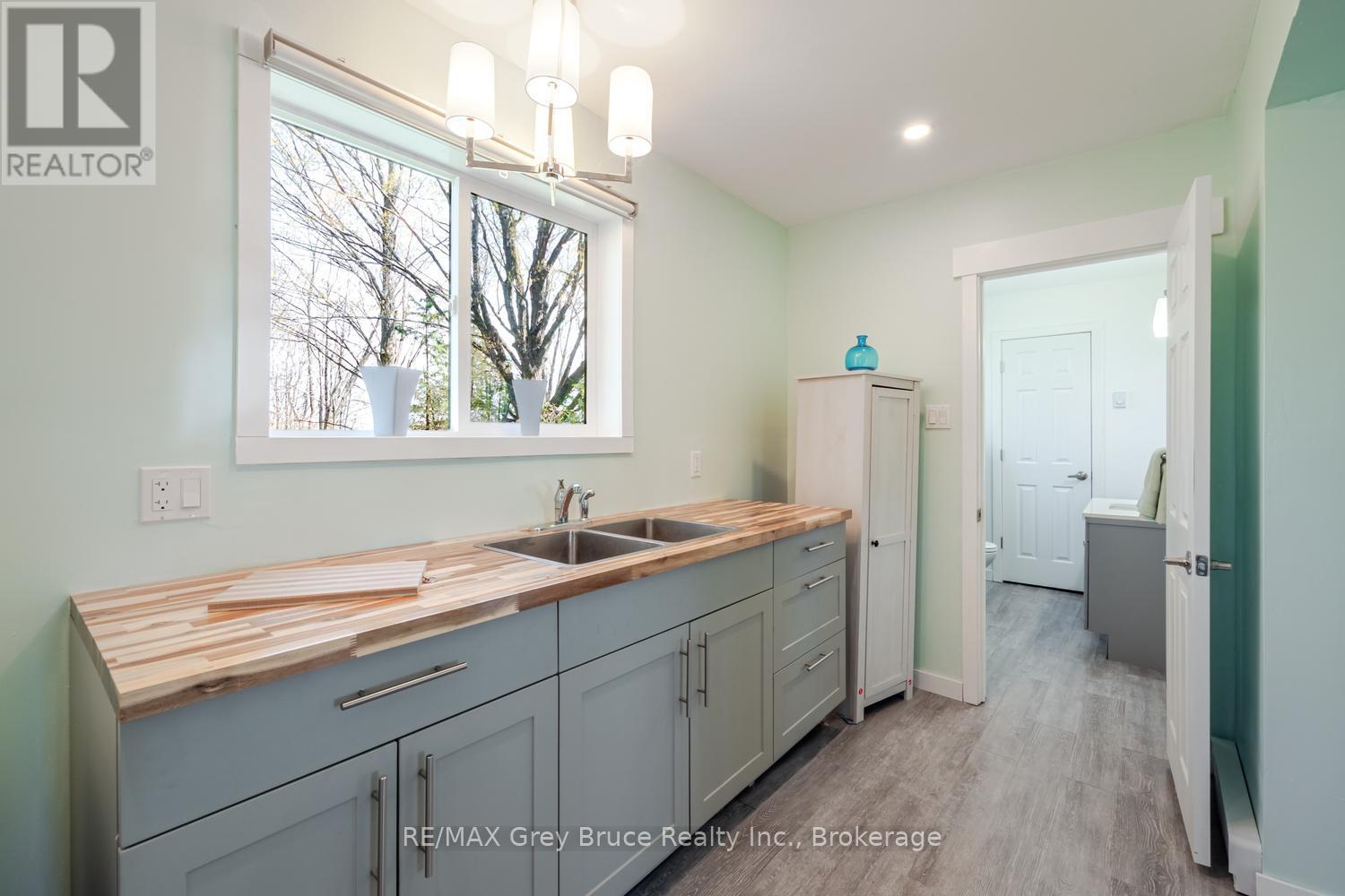 130 Crooked Hill Road, South Bruce Peninsula, Ontario N0H 1A0 - Photo 8 - X13074924