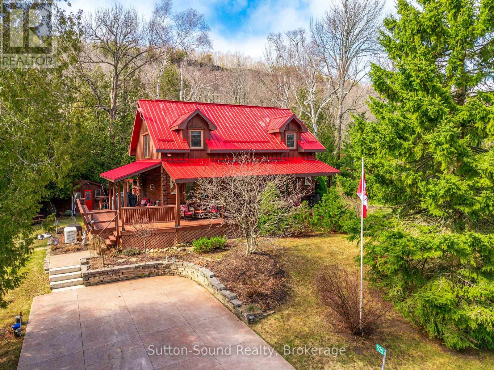 625 Mallory Beach Road, South Bruce Peninsula, Ontario N0H 2T0 - Photo 1 - X13077390