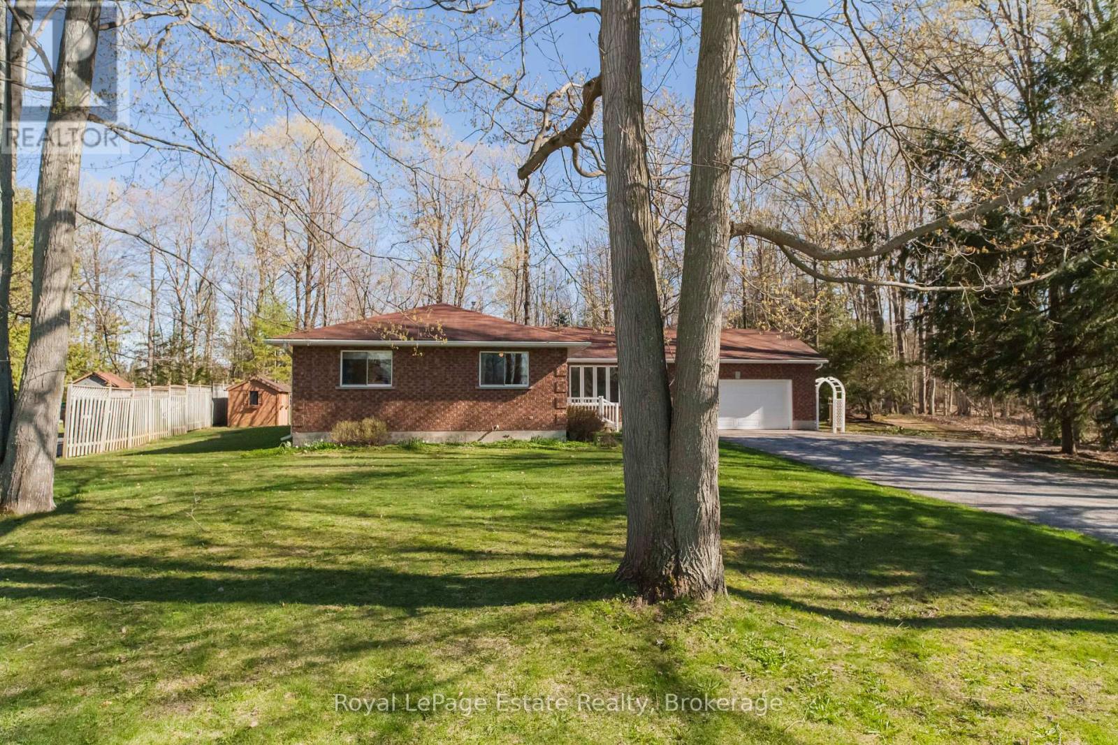 58 Graham Crescent, South Bruce Peninsula, Ontario N0H 2G0 - Photo 4 - X13098730