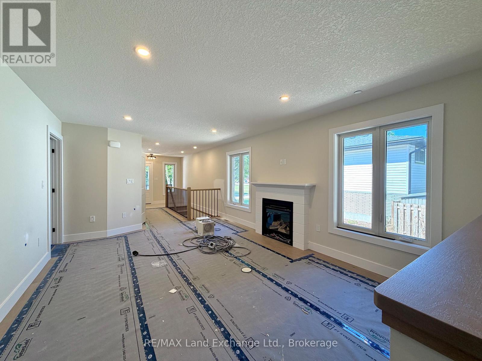 617 Hilker Street, Saugeen Shores, Ontario N0H 2C4 - Photo 7 - X13112932