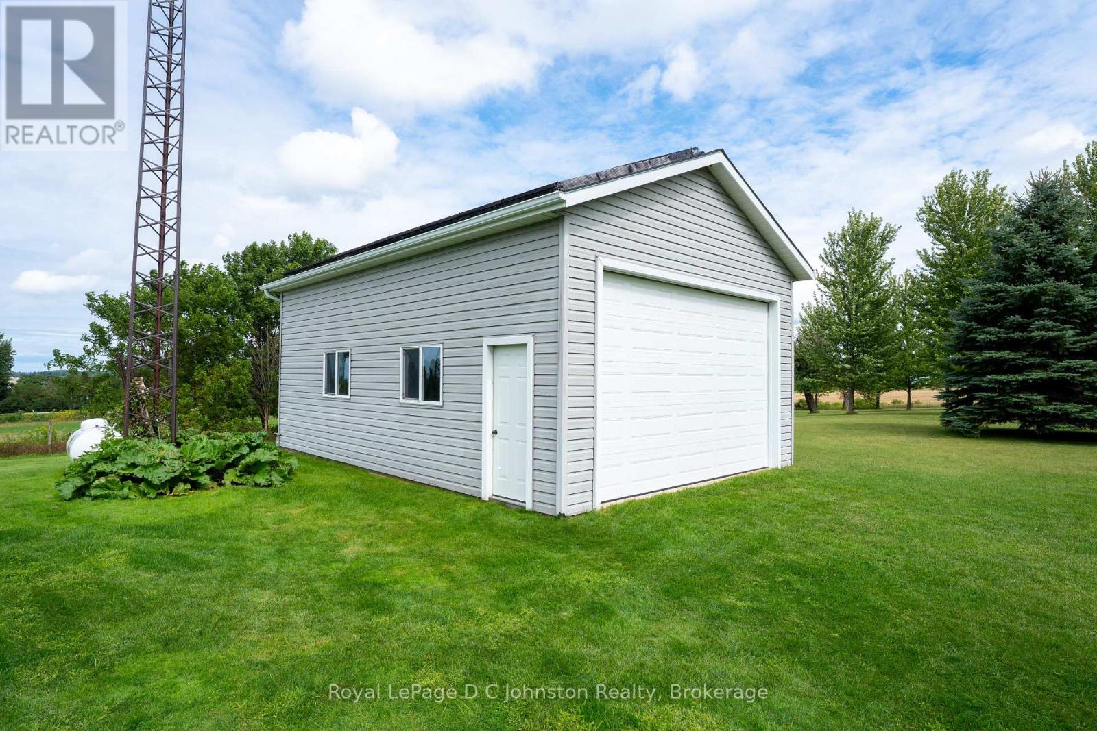 830 Concession 2 Road, Saugeen Shores, Ontario N0H 2C5 - Photo 5 - X13132088