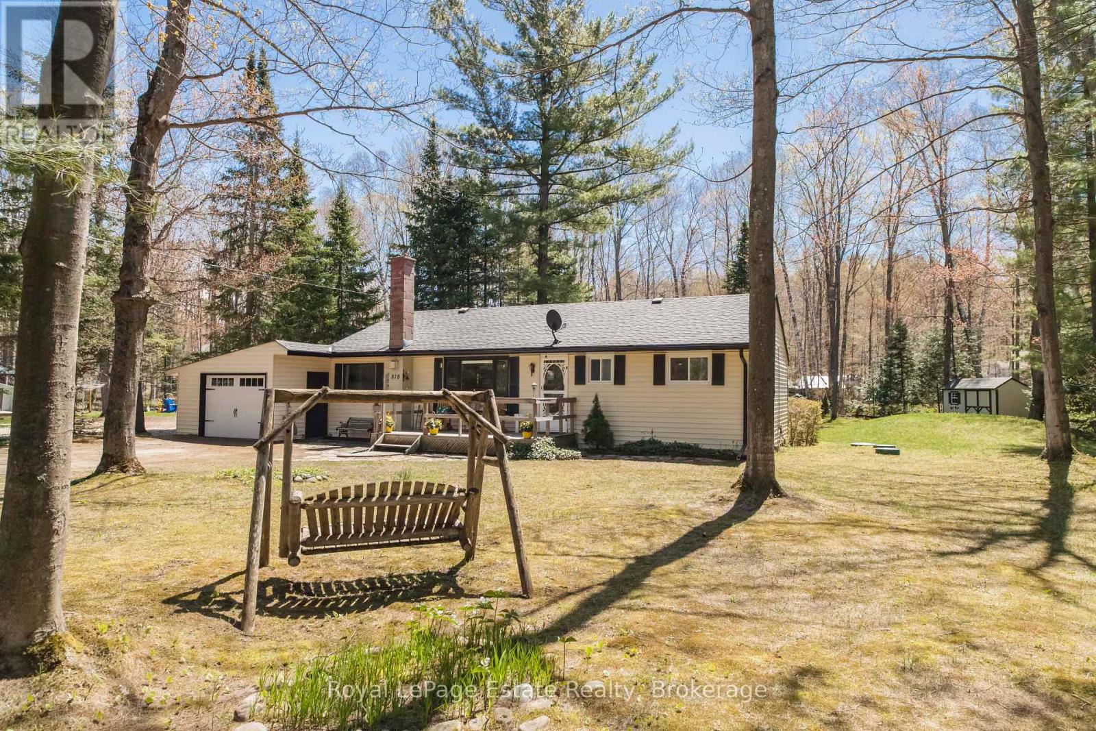 818 Sixth Street N, South Bruce Peninsula, Ontario N0H 2G0 - Photo 1 - X13137032
