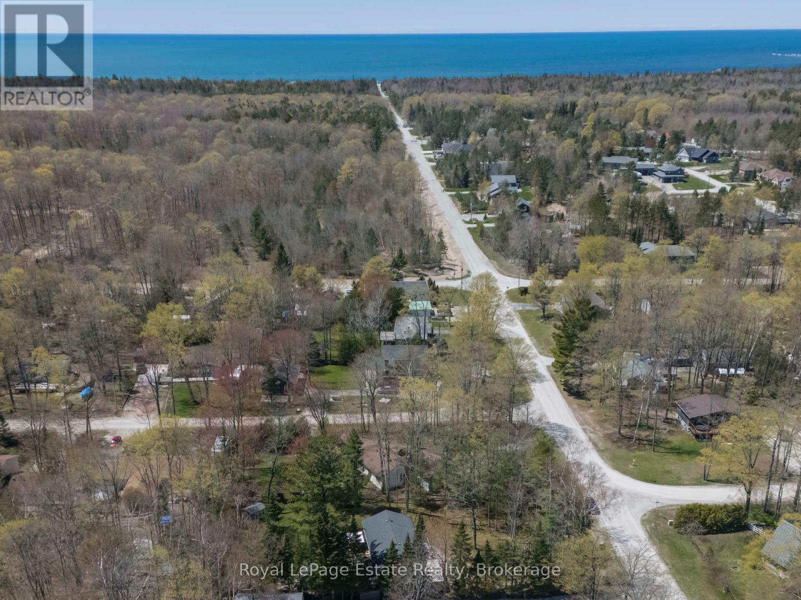 818 Sixth Street N, South Bruce Peninsula, Ontario N0H 2G0 - Photo 3 - X13137032