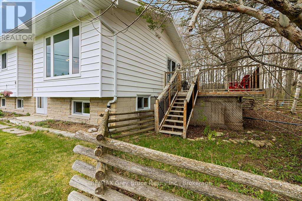 46 Maple Golf Crescent, Northern Bruce Peninsula, Ontario N0H 2R0 - Photo 8 - X13154046