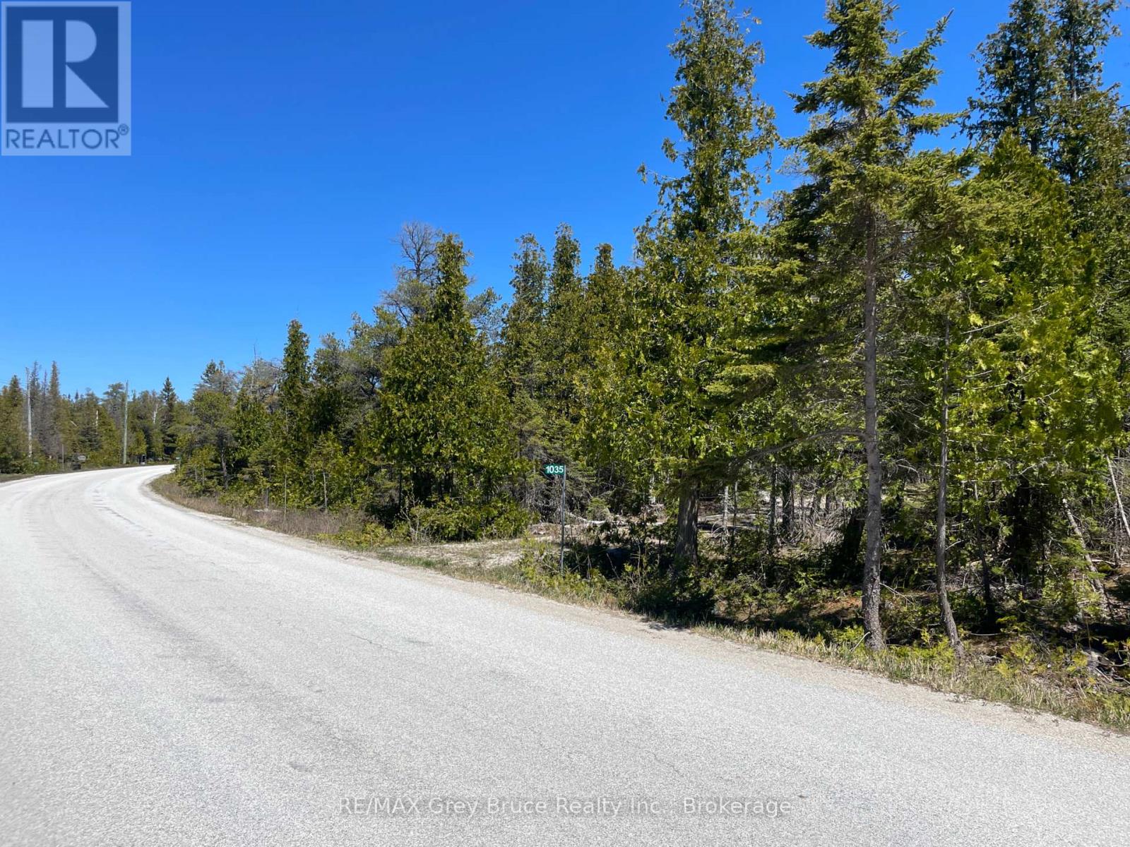 1035 Dorcas Bay Road, Northern Bruce Peninsula, Ontario N0H 2R0 - Photo 1 - X13159512