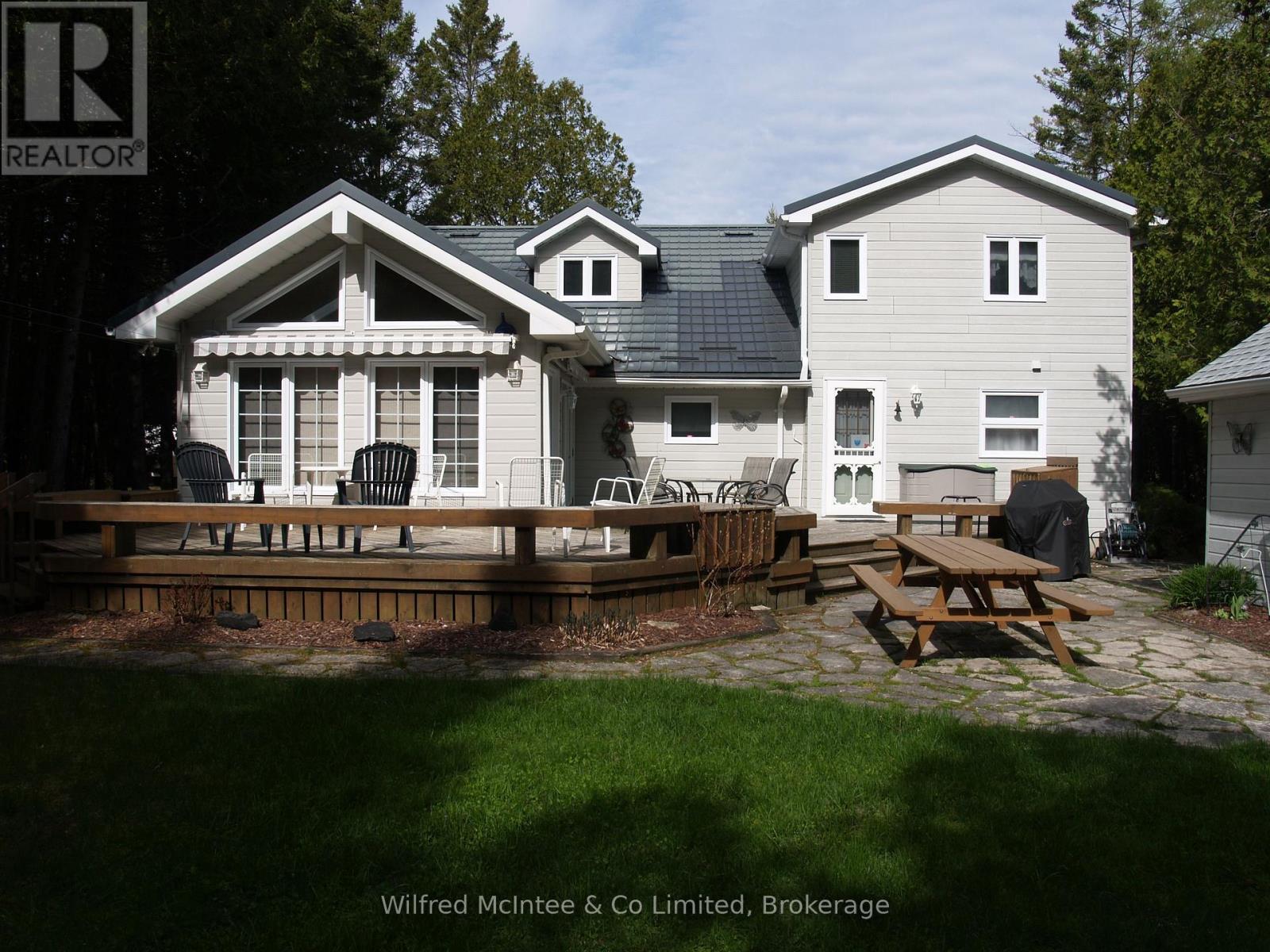 925 King Edward Avenue, South Bruce Peninsula, Ontario N0H 2G0 - Photo 5 - X13165688