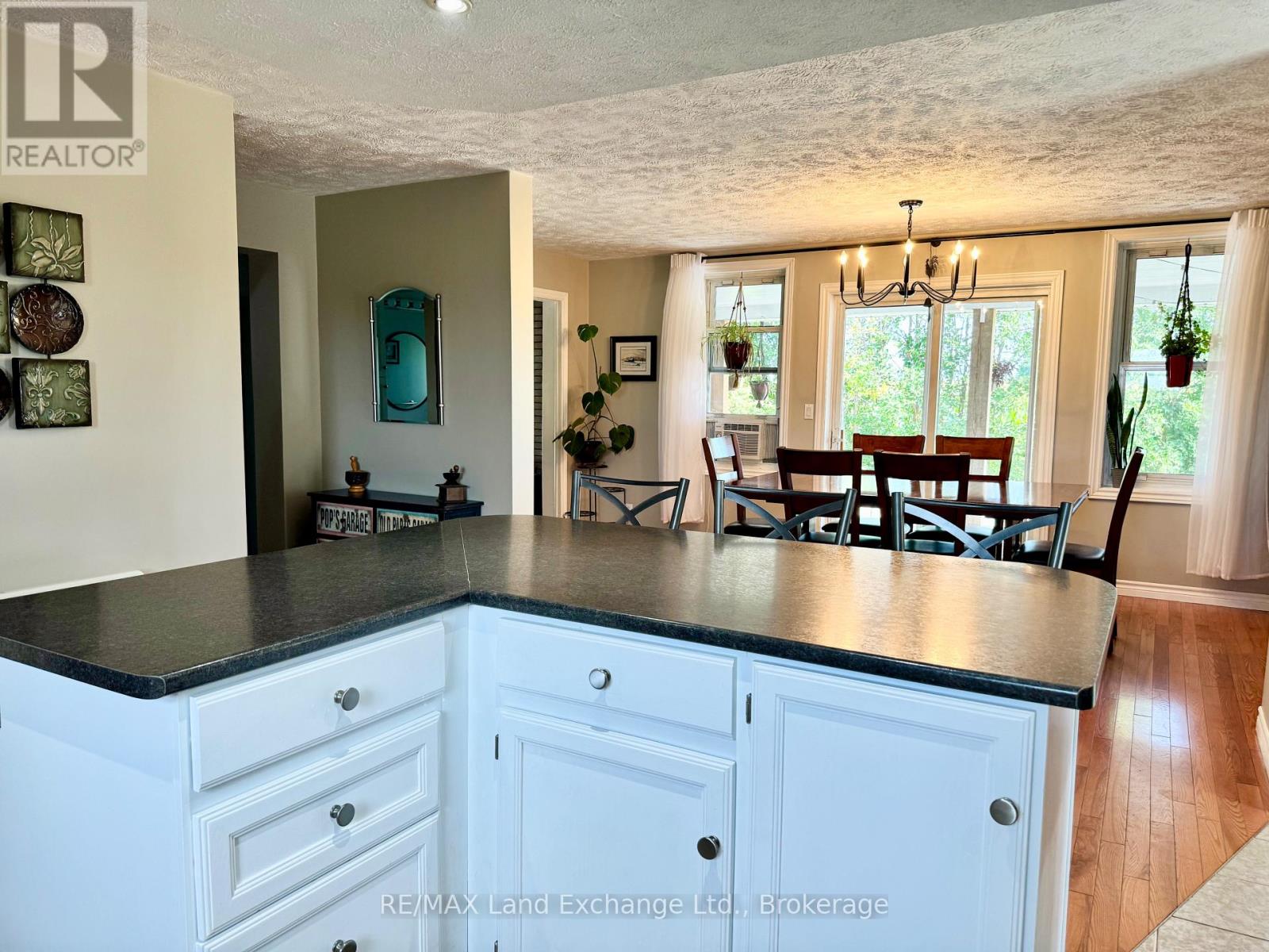 1676 Bruce-Saugeen Townline, Saugeen Shores, Ontario N0H 2C5 - Photo 7 - X13173310
