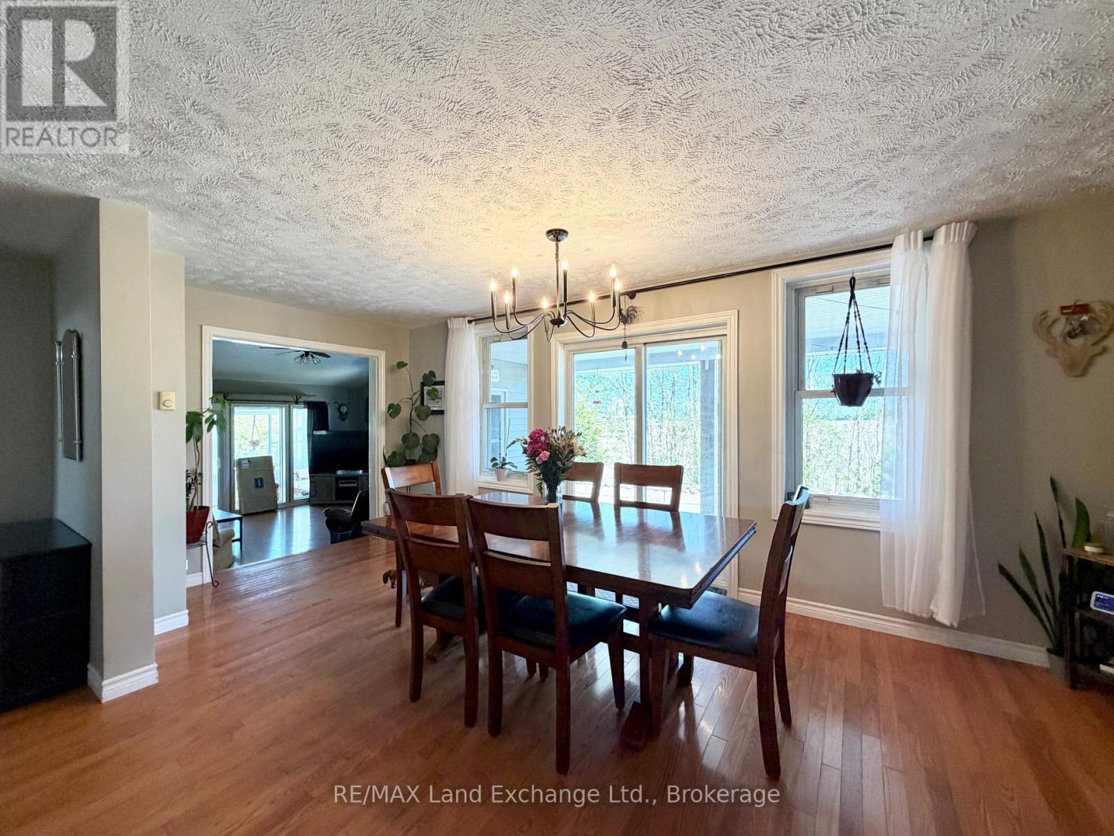 1676 Bruce-Saugeen Townline, Saugeen Shores, Ontario N0H 2C5 - Photo 9 - X13173310