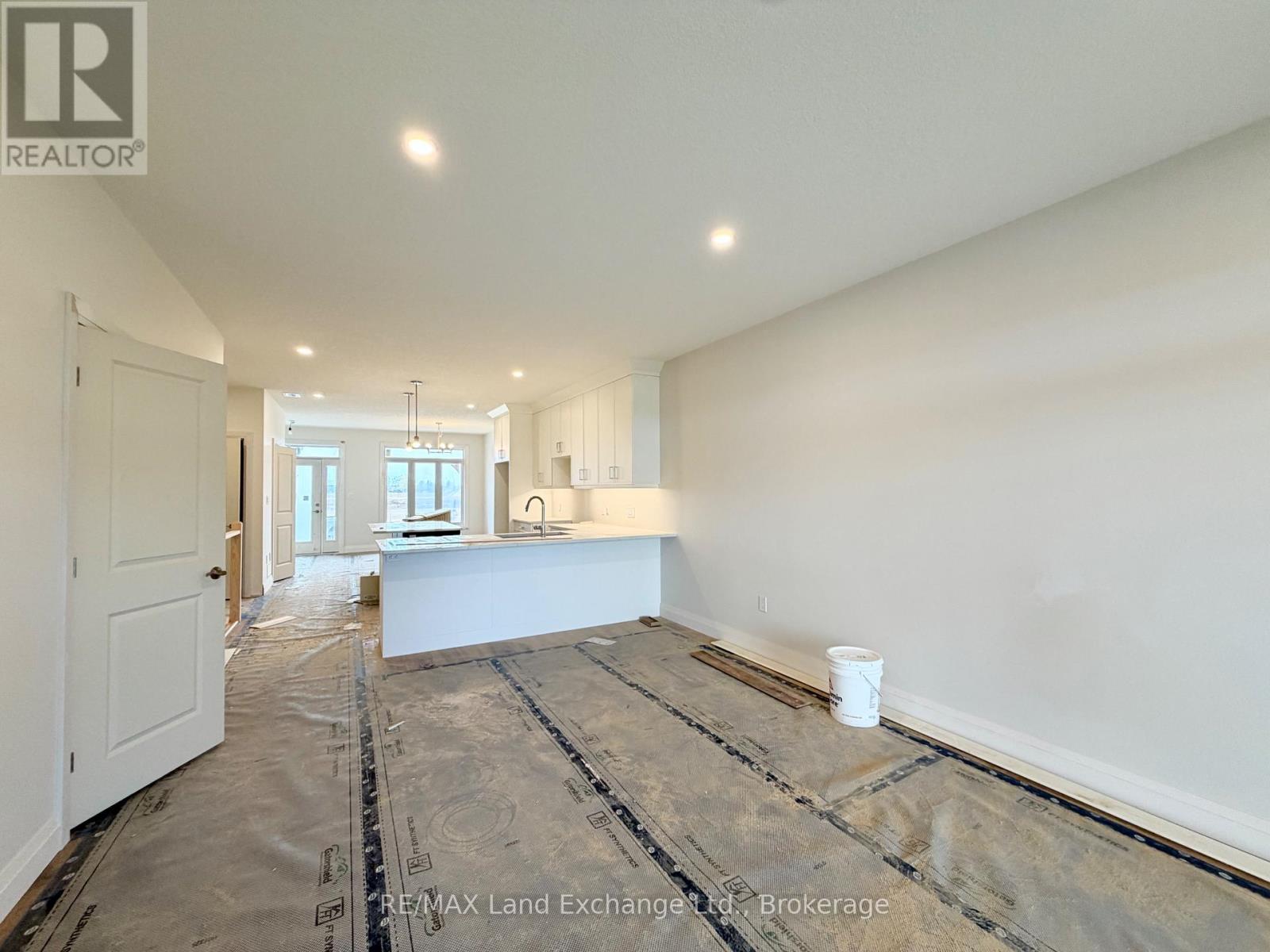 447 Ivings Drive, Saugeen Shores, Ontario N0H 2C1 - Photo 7 - X13176516