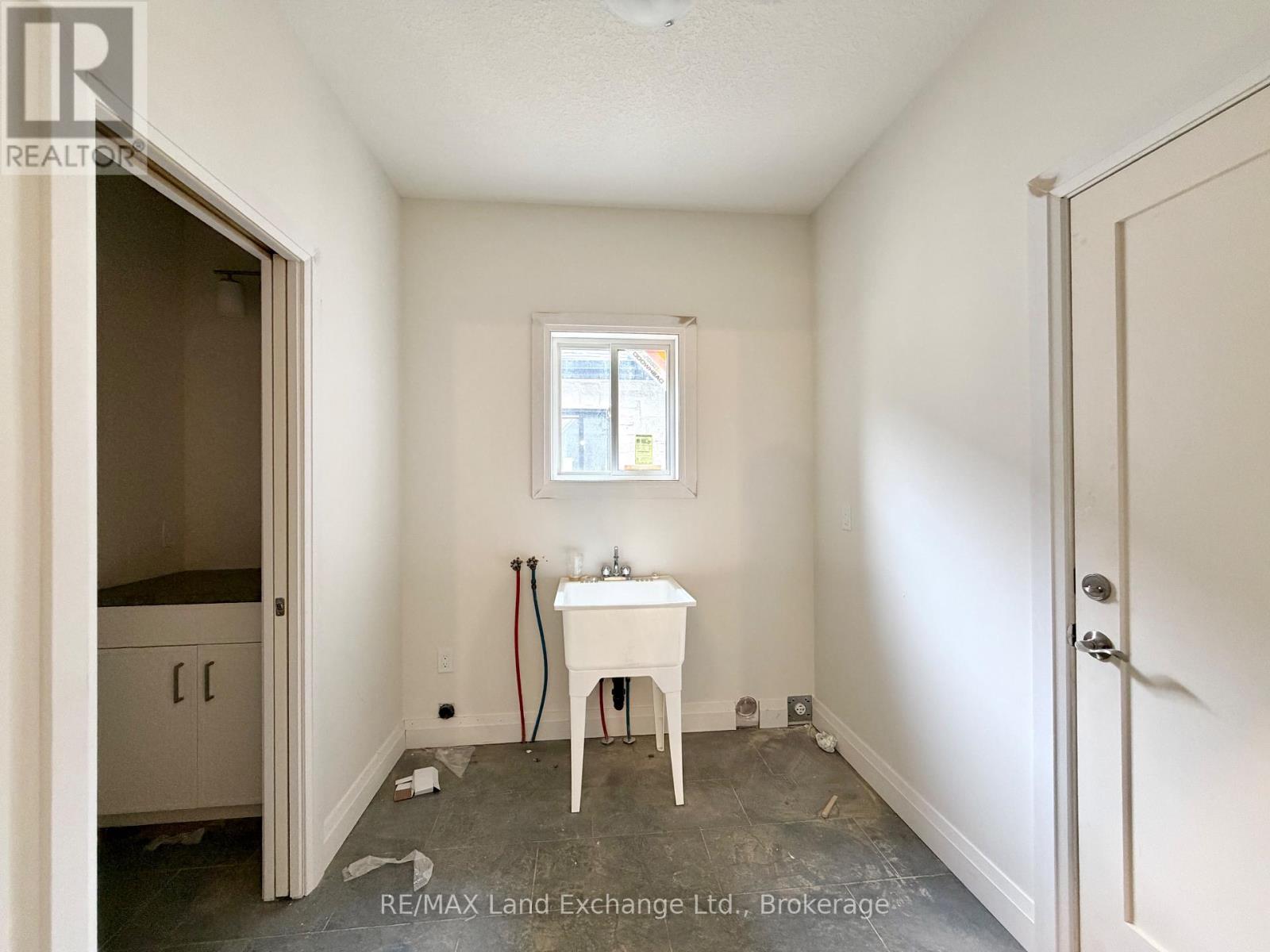 447 Ivings Drive, Saugeen Shores, Ontario N0H 2C1 - Photo 8 - X13176516
