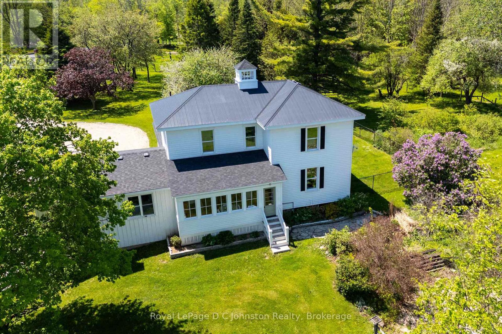 1565 B Line, Arran-Elderslie, Ontario N0H 2L0 - Photo 4 - X13182584