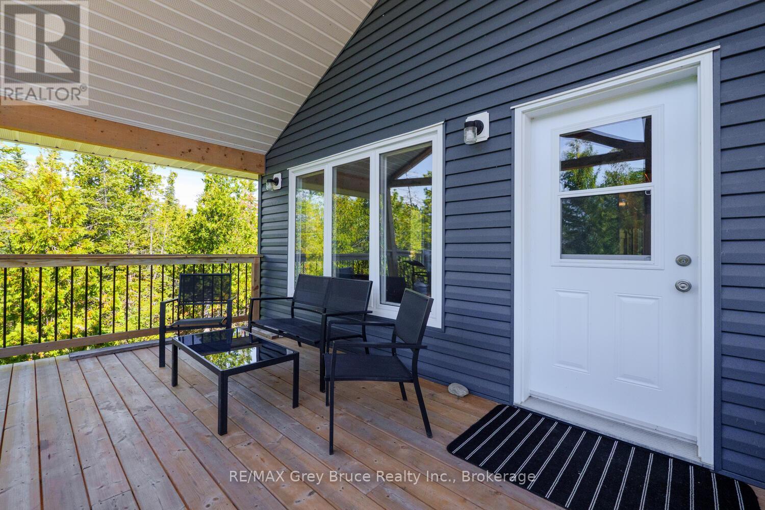 38 Bay Shore Avenue S, Northern Bruce Peninsula, Ontario N0H 2R0 - Photo 6 - X13188870